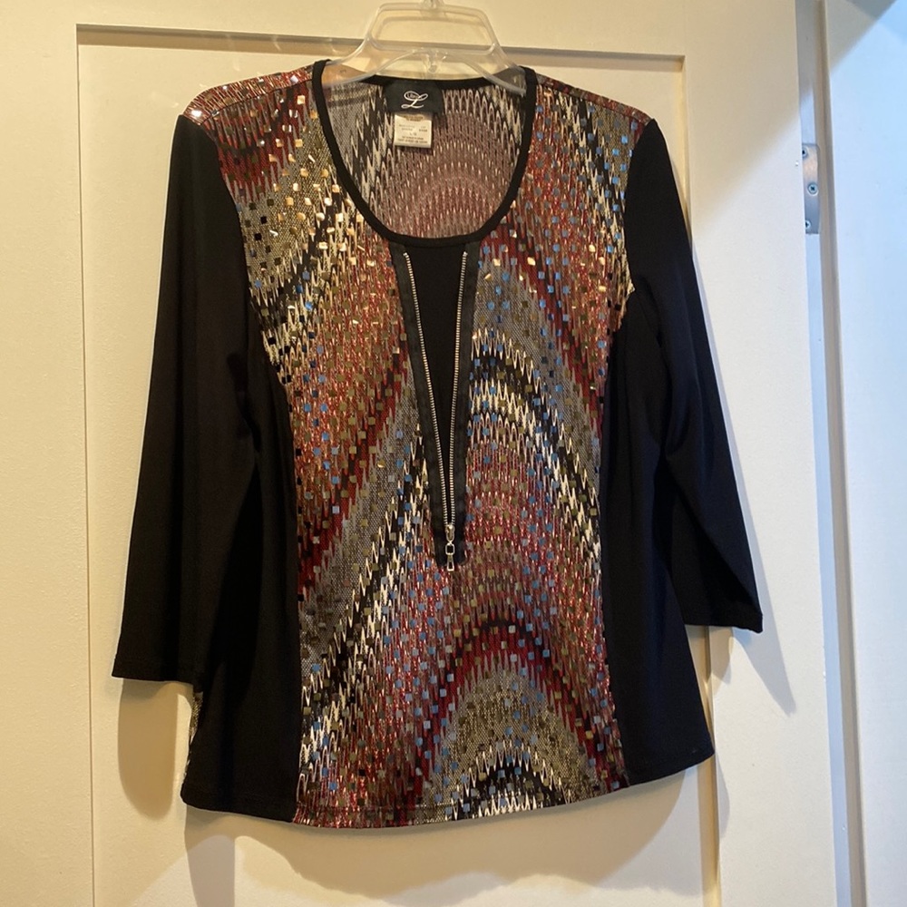 Libra top. Size large